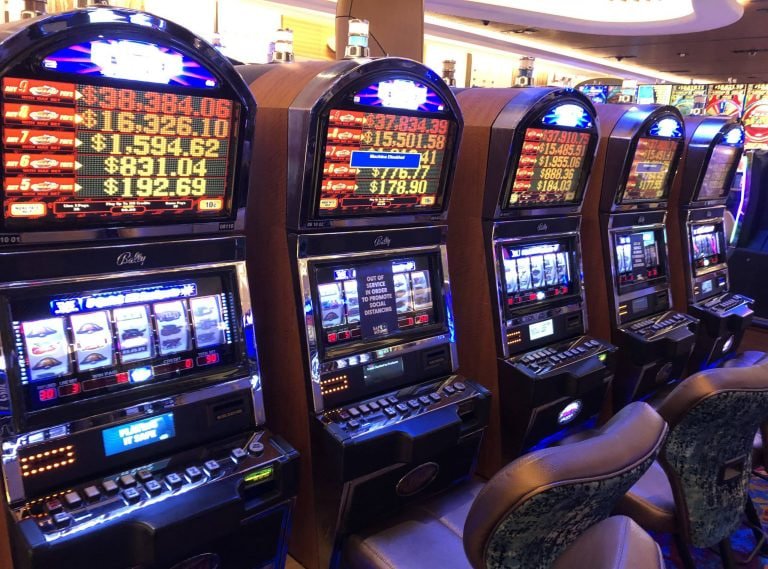 inwaa ဂိမ်းလော်ဘီ Arcade Table Games MMK ငွေသွင်းပြီး ကစားနေပုံ